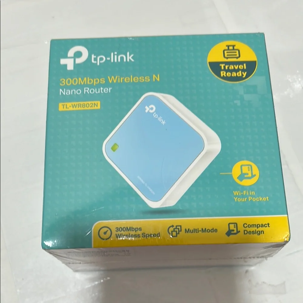 TP-Link 300Mbps Wireless Nano Router Travel ready NWT.. - Picture 2 of 9